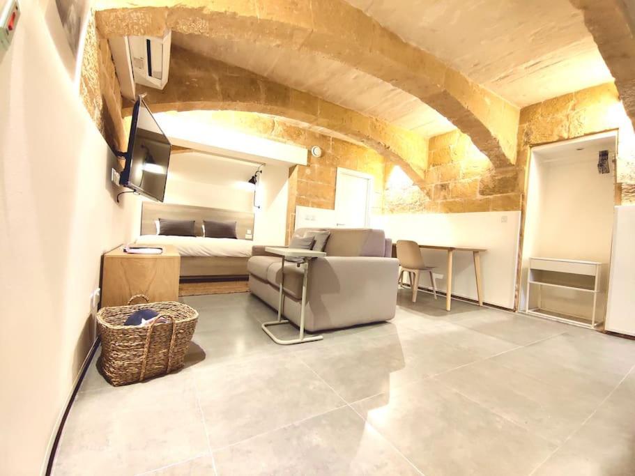 Ripple 23 Savynomad Harbour Residences Valletta Exterior photo