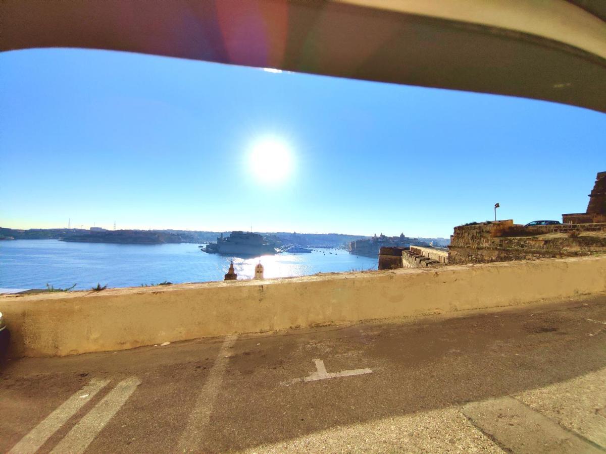 Ripple 23 Savynomad Harbour Residences Valletta Exterior photo
